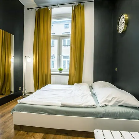 Apartament Apartament Piotrkowska 31 *